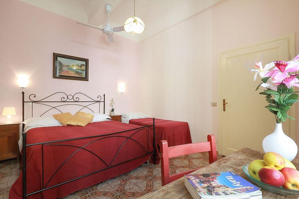 Bed and Breakfast Relais Sampaoli Флоренція Номер фото